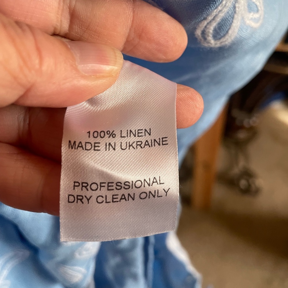 Amorre Mariposa long kaftan in pastel blue size small 100% linen - Picture 10 of 11